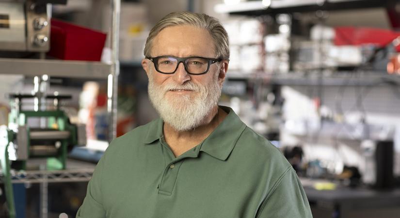 Na, már Gabe Newell is luxizik – Szuperyacht-építő vállalatot vásárolt a Valve feje