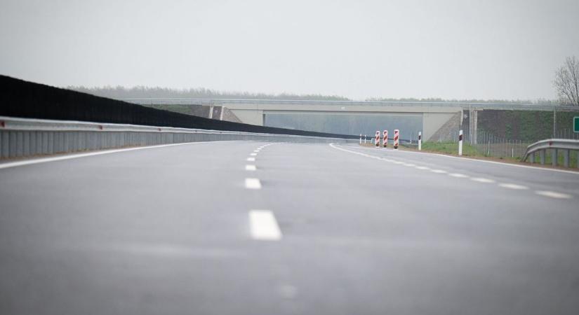 Új lendület a déli térségnek: végre zöld utat kapott az M8-as gyorsforgalmi út építése