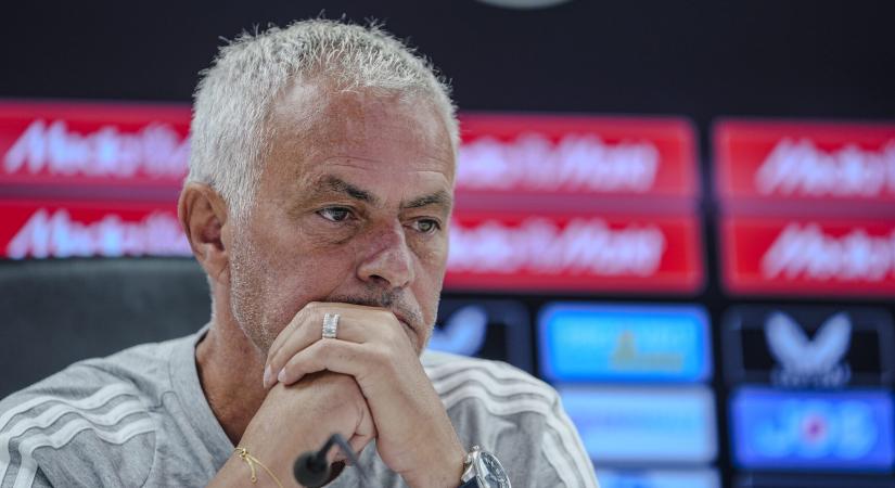 Mourinho szívszorító bejegyzéssel, könnyeivel küszködve emlékezett a Porto elhunyt sportigazgatójára