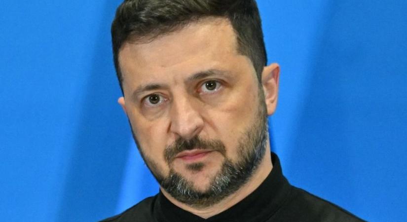 Ilyen még nem történt Zelenszkijjel: történelmi mélypontra süllyedt