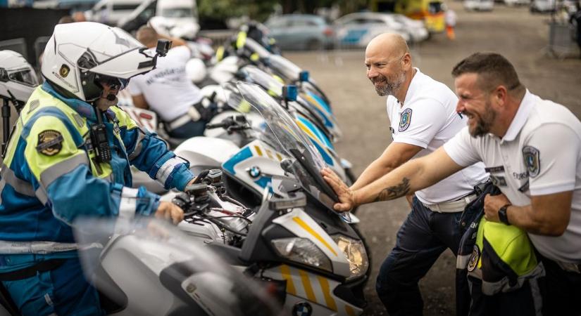 Egri motoros rendőr a Forma-1 sztárjai között a Magyar Nagydíjon