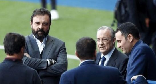 Florentino Perez behúzta a kéziféket a Real Madridnál