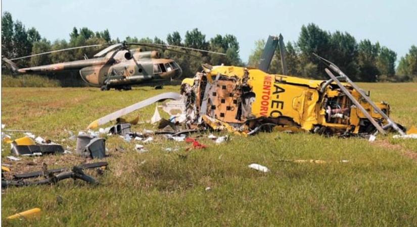 „Leállt a hajtómű” – Mentőhelikopter zuhant le egy kisfiúval a fedélzetén ( galéria)