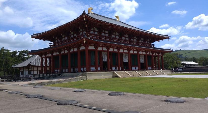 Japán élmény: aranyos nyíregyházi diákok origami darvai Hiroshimában