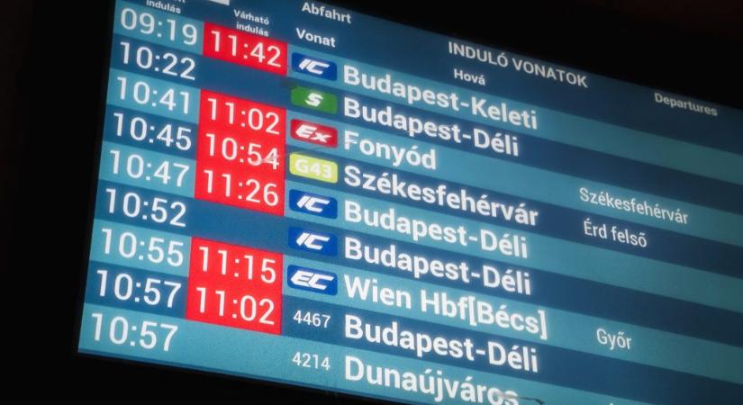 Sokba kerülnek a MÁV-nak késések: 308 ezer utasnak kellett kártérítést fizetni
