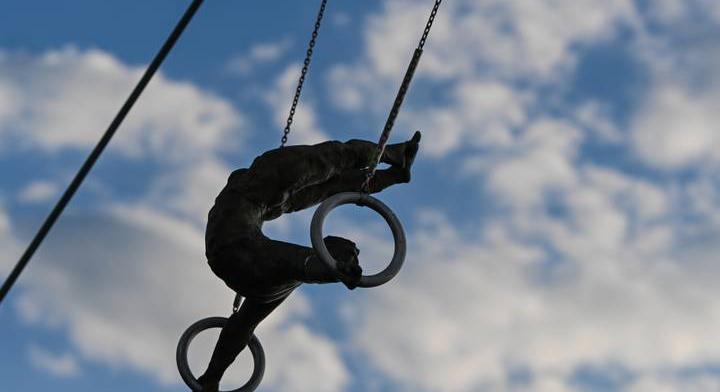 Ez a lebegő szobrok titka: hihetetlenül egyszerű az ötlet