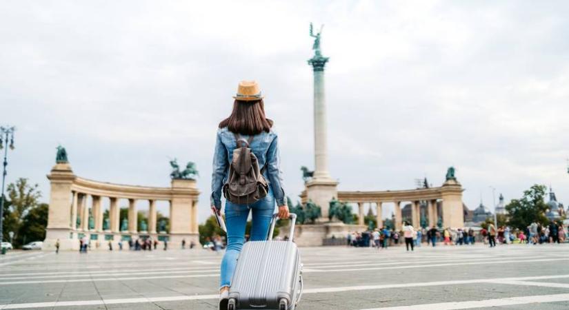 Nem értik a turisták, hogy miért csinálják ezt a magyarok - Sokaknak igazi kultúrsokk
