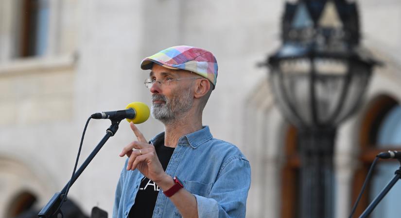 Fleck Zoltán ismét megszólalt: “néhány prominens képviselő bemegy a köztársasági elnök szobájába”