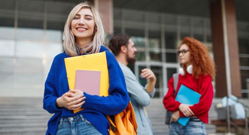 Ez a szülők rémálma? A diploma ára ma Magyarországon