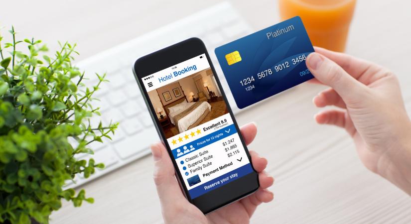 Ismét a GVH célkeresztjében a Booking