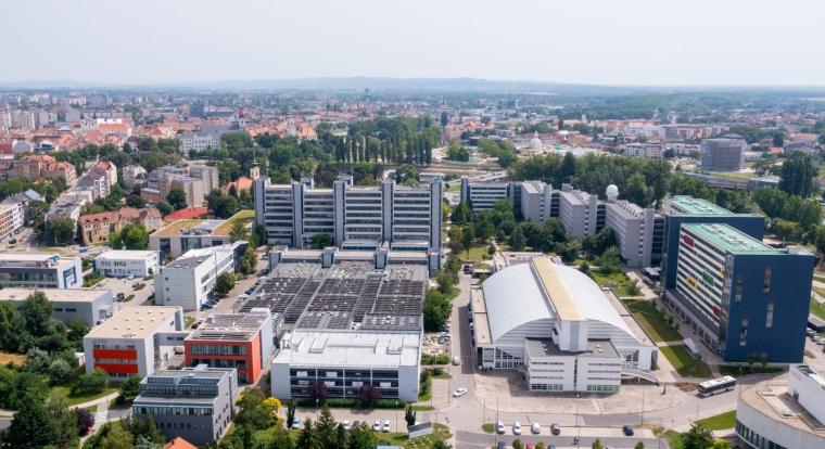 Új szervezeti struktúrában működnek a Széchenyi István Egyetem műszaki karai
