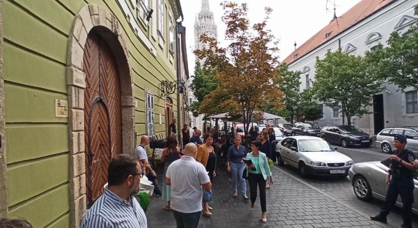 Kitették a Ruszwurm Cukrászdát a Várban használt ingatlanából