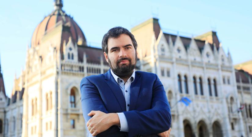 Jámbor András Digitális Polgári Kört alapított
