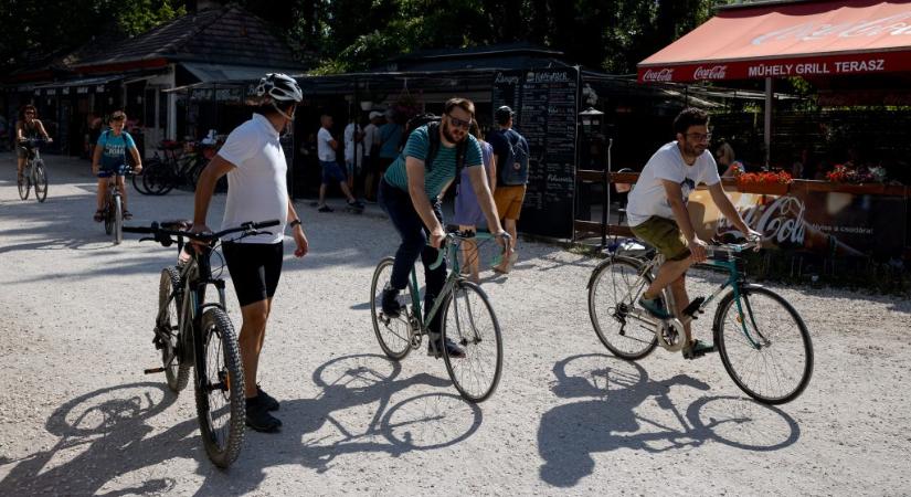Kerékpárosklub elnöke: Tragédiát okozna a kötelező sisakviselés bevezetése