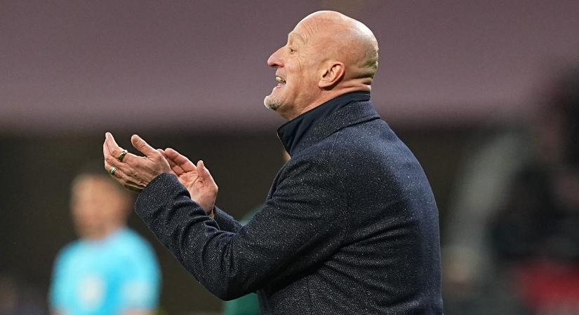 Marco Rossi tapsol örömében: klubváltás előtt a magyar válogatott játékosa