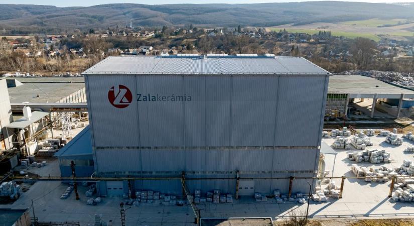 Közel hatmilliárd forintja úszott el az egyetlen hazai csempegyártónak
