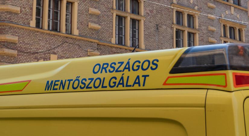 A zebránál gázoltak el egy nőt Dunaújvárosban – súlyos fejsérüléseket szenvedett