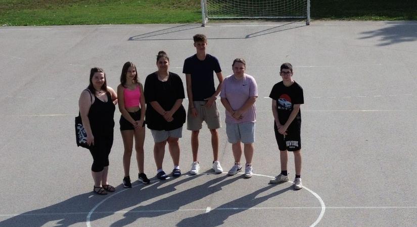 A faluért dolgoztak a fiatalok, kiváló munkát végeztek