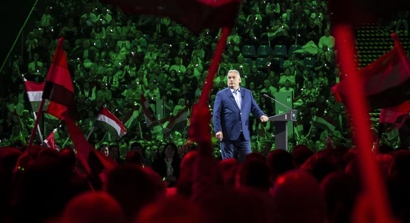 A gőg íve: két oxfordi tudós Orbán példáján mutatja be, hogyan válnak látnoki képességű politikusok autokratákká