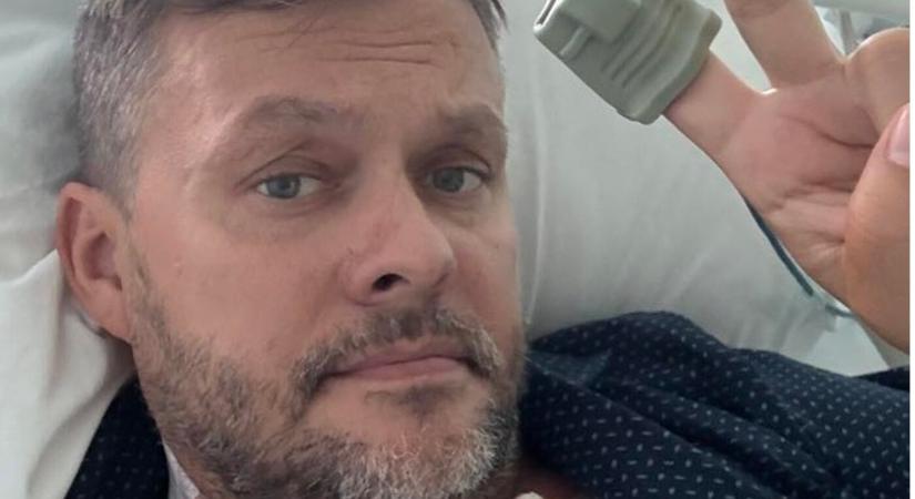 Hazaengedték a kórházból a szívműtéten átesett minisztert