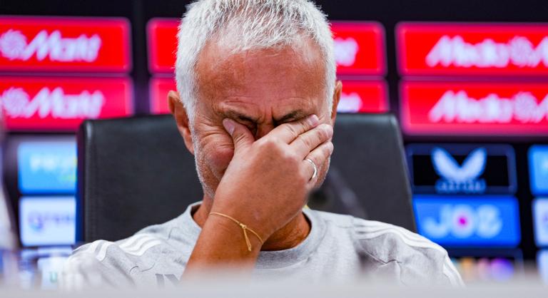 José Mourinho elsírta magát, könnyek között emlékezett korábbi játékosára