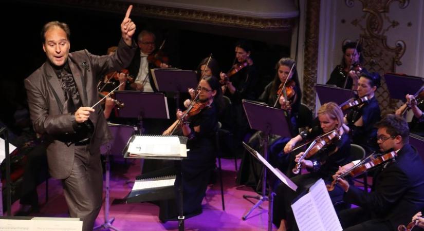 Bogányi Tibor és Csajkovszkij a győri filharmonikusok új évadában