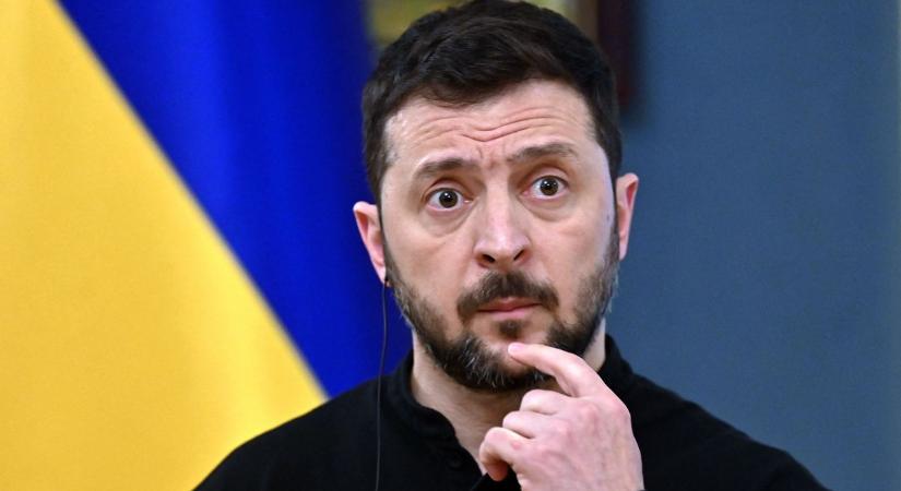 Zuhanó bizalom: Zelenszkij népszerűségét tépázta meg a korrupciós kapkodás