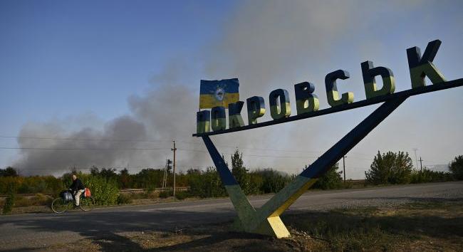 Már szinte lehetetlen bejutni Pokrovszkba, a humanitárius segélyeket sem lehet bevinni – katonai kormányzó