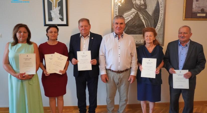 217 millió forintos támogatásért mondott köszönetet Hajdúszoboszló polgármestere Navracsics Tibornak