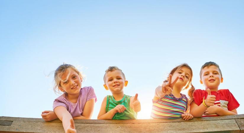Gratulálunk! Ők a 2024/25-ös tanév színötös tanulói Baranya vármegyében (GALÉRIA)