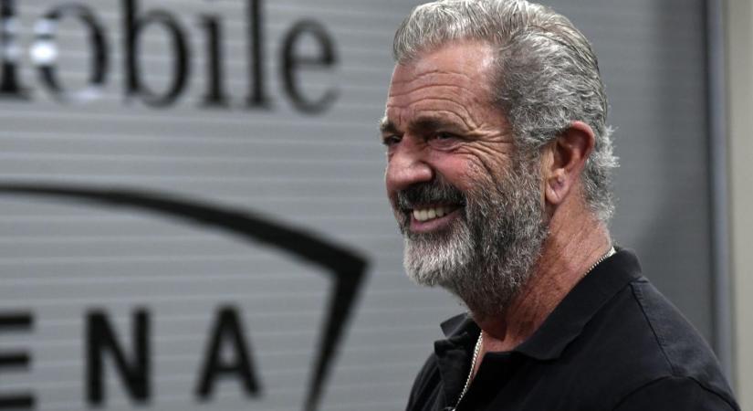 Mel Gibson is azt gondolja, véget nem érő filmeket akarunk nézni a mozikban: kettévágja A passió folytatását