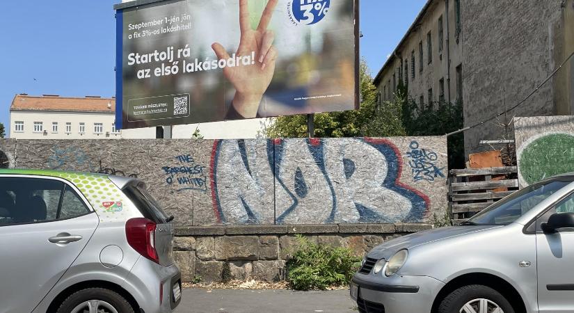 Az Orbán-kormány pont az első lakásra váró fiatalokat hozhatja még nehezebb helyzetbe, egy éven belül akár 15-20 százalékos áremelkedés is jöhet