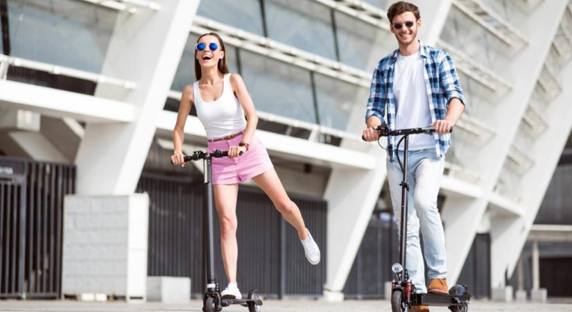 Elektromos roller-káosz – Kié ma a járda?