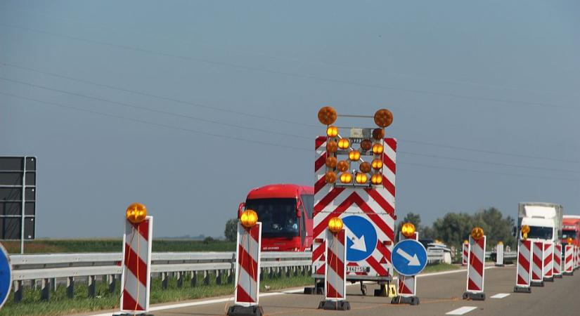 Lezárják az autópálya belső sávját Szabadka és Horgos között