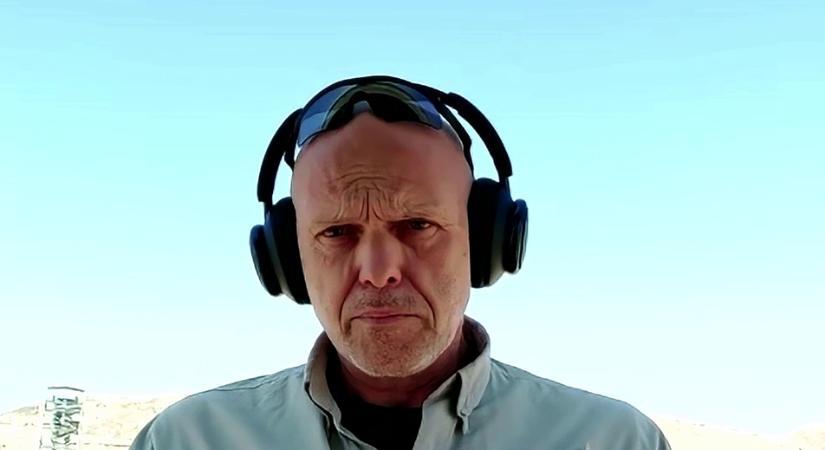 Front – Robert C. Castel: az ukrán dróntámadások ugyan látványosak, de stratégiai áttörést aligha hoznak  videó