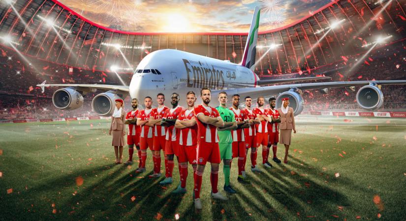 AZ EMIRATES SZPONZORÁLJA AZ FC BAYERN MÜNCHEN-T