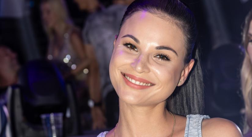 Nádai Anikó hosszú lábai megőrjítik a rajongókat