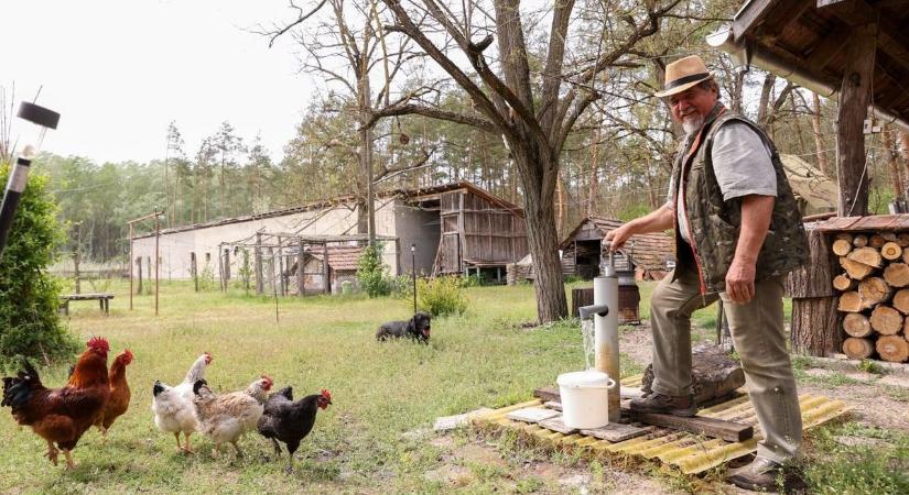 Elpárolog a kút vize, a közkútra járnak mosakodni ezen a somogyi településen