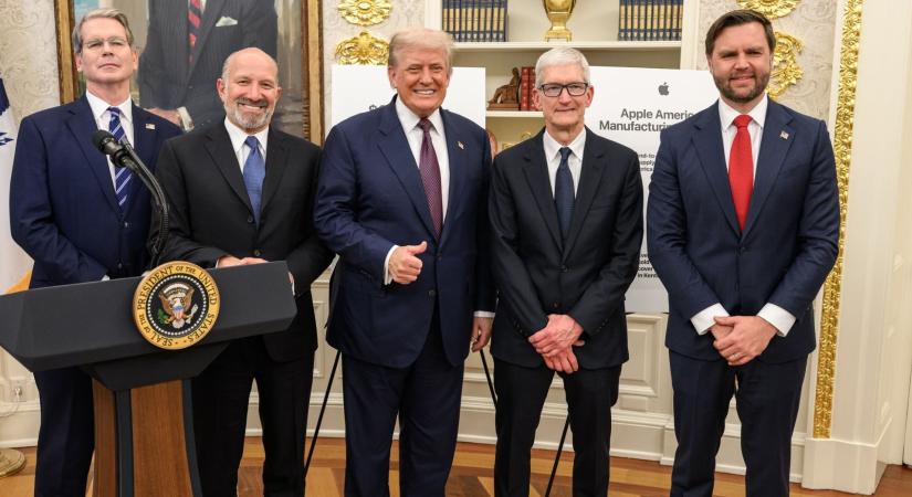 Trump 100 százalékos vámot vetne ki az Amerikába hozott chipekre