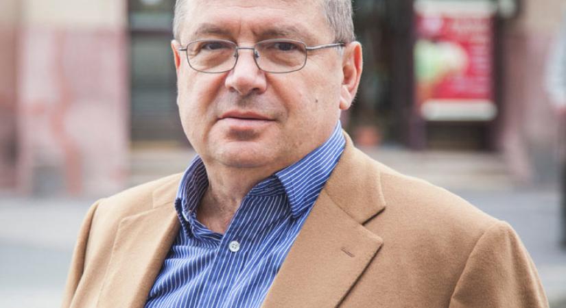 A Ruszwurm bezáratása után pár órával infarktusban meghalt Szamos Miklós