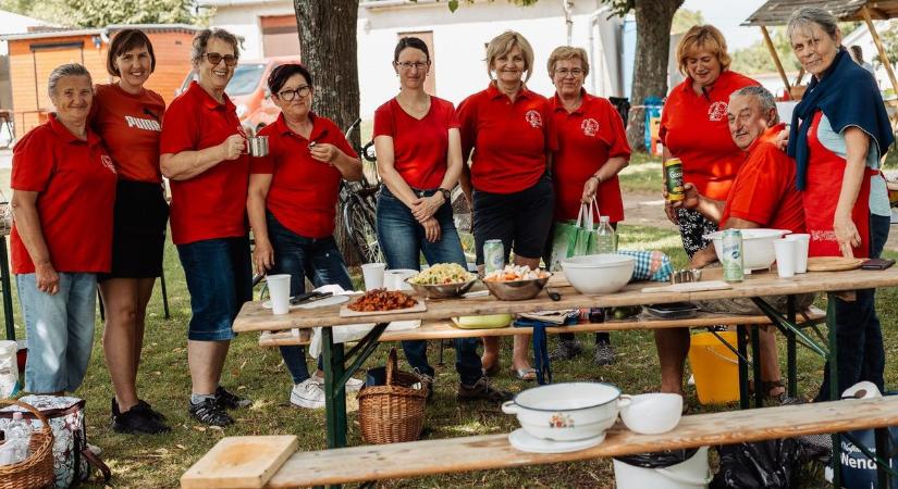 Jótékonysággal fűszerezték az ételeket Hegykőn - Heiner Brunonak gyűjtöttek