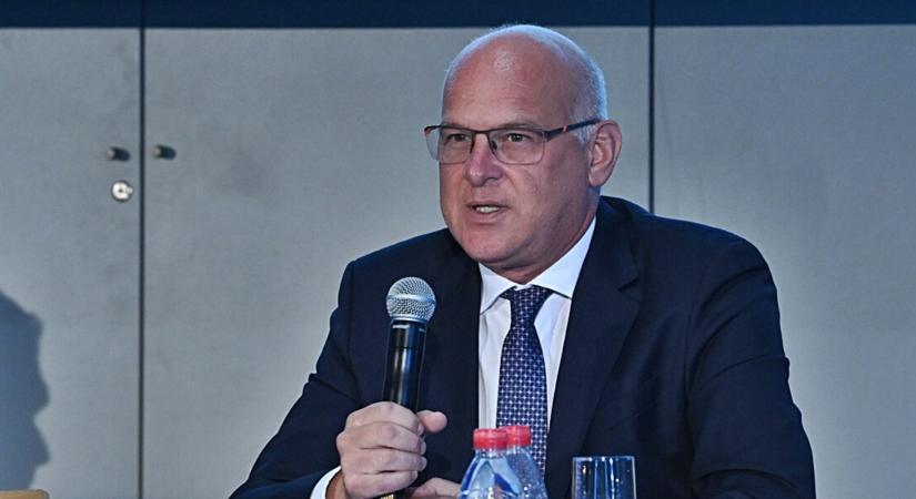 Schmidt Gábor pozitív első tapasztalatokról számolt be