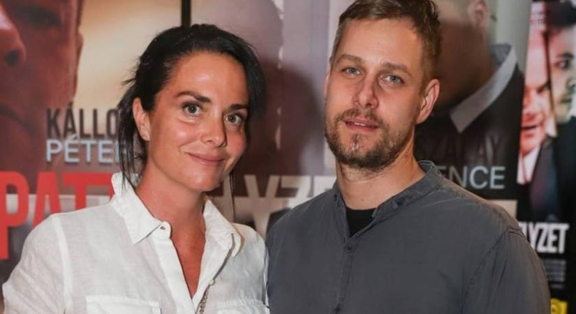 Kinizsi Ottó és Deutsch Anita lányai friss fotón: a 20 éves Emma és a 15 éves Hanni mindketten szőkék