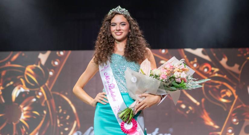 Bábel Virág, a Miss Balaton tavalyi győztese: „Már főállásban vagyok modell”