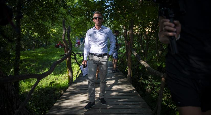 Magyar Péter: Cél, hogy mind a 106 egyéni körzetet megnyerjük