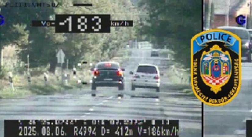 Ilyet gyorshajtást még a rendőrök se sokszor látnak, mint amilyen Dombóváron volt