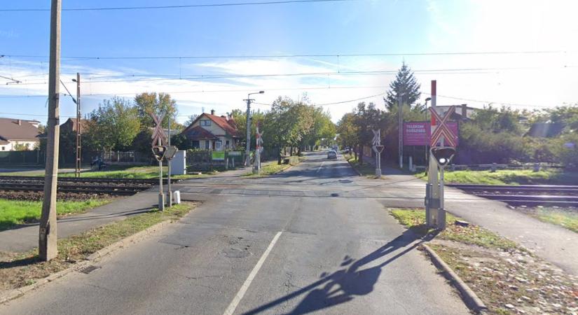 Több vasúti átjárót is lezárnak Debrecenben