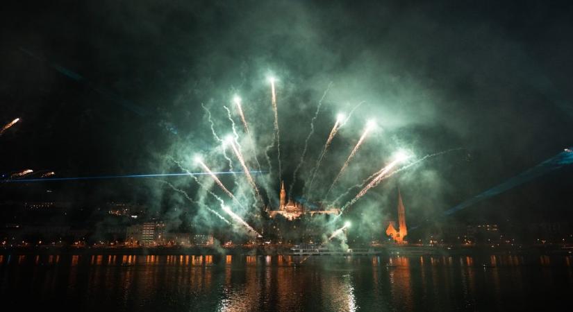 Egy doboz sör 430, egy deci bor 260 forint – ilyen árak lesznek az augusztus 20-i állami ünnepen