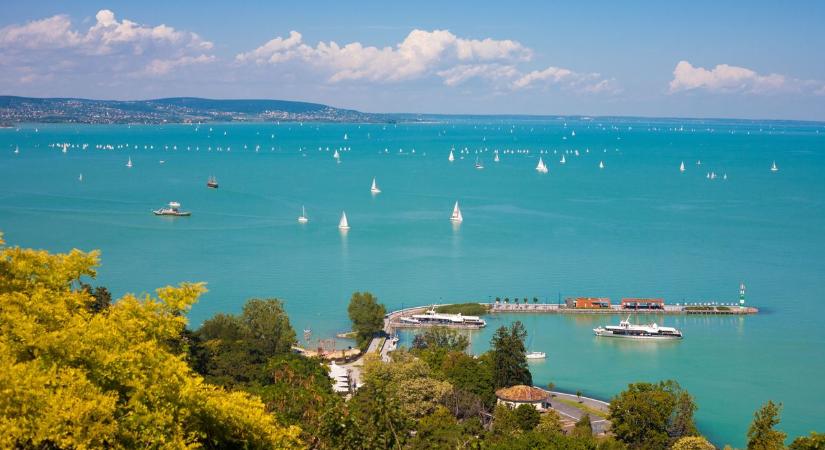 Három a magyar igazság: zöld utat kapott a Balaton-átúszás