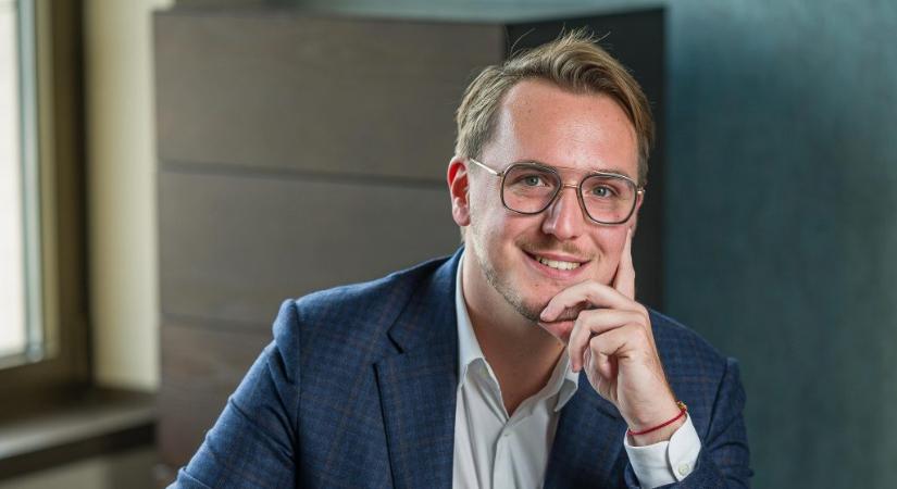 Bige László fia Gulyás Gergelynek: Megértem, ha a Fidesznek rosszul esik, ha valaki nem az általa kiosztott pénzekből él és nem tudják zsarolni